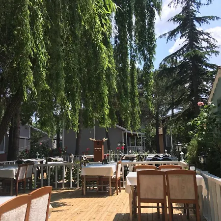 Resort Shila Doert Mevsim Tatil Koyu 3*