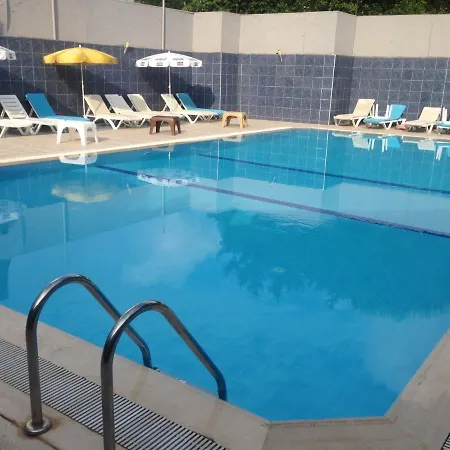 Resort Shila Doert Mevsim Tatil Koyu